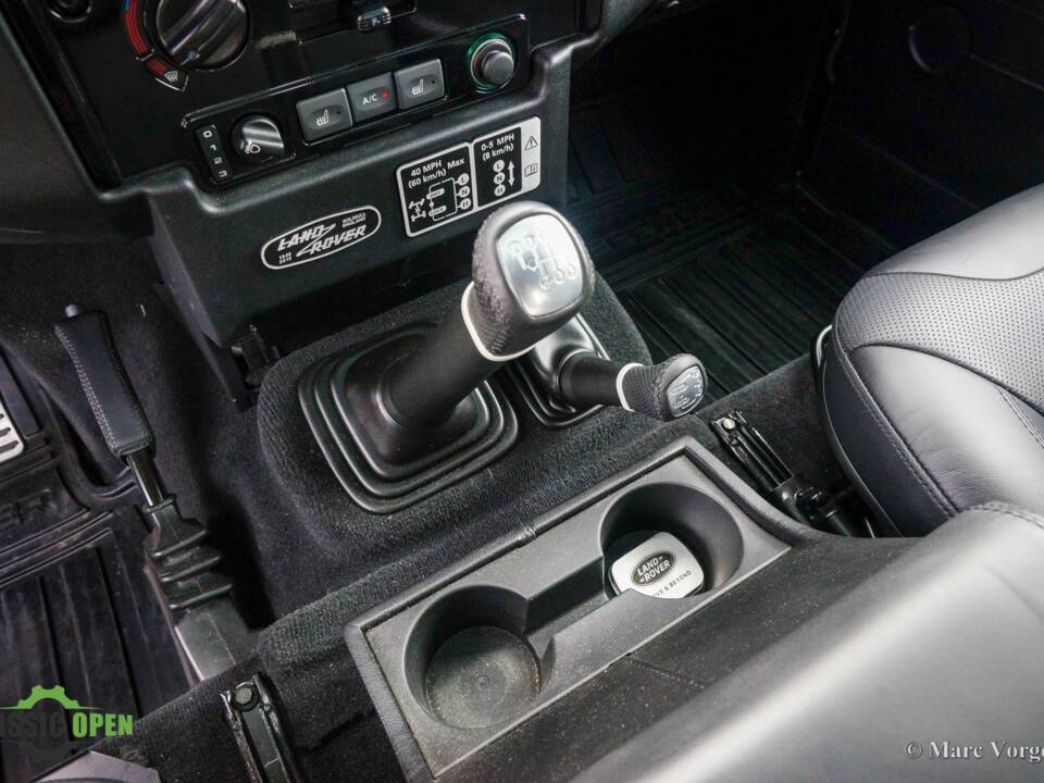 Image 6/41 of Land Rover Defender (2016)