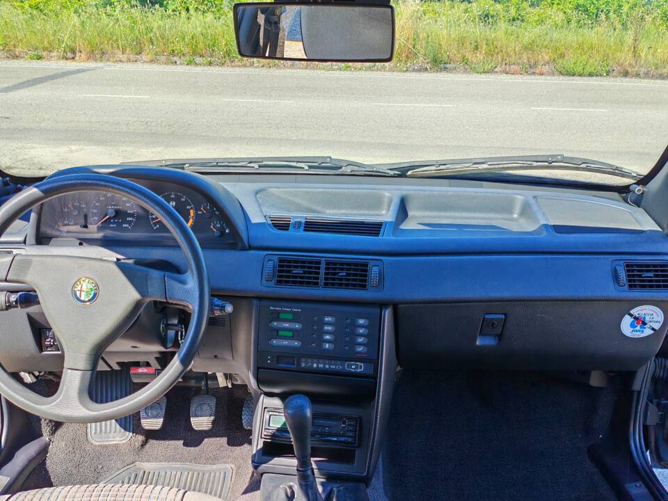 Image 9/24 of Alfa Romeo 155 Twin Spark 2.0 (1992)