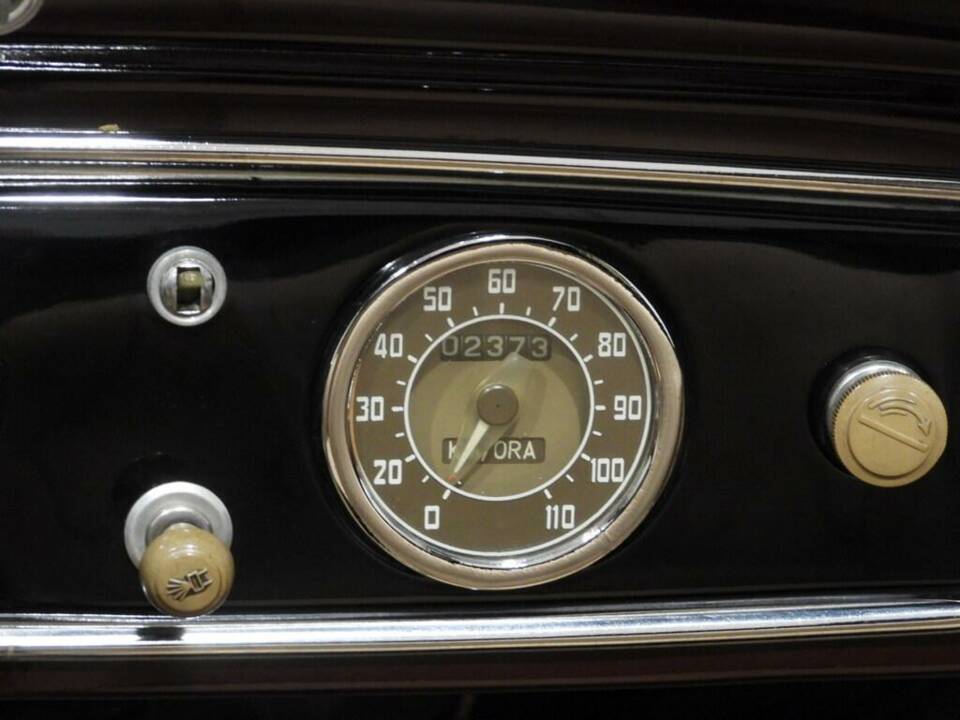Immagine 7/15 di FIAT 500 C Topolino (1951)