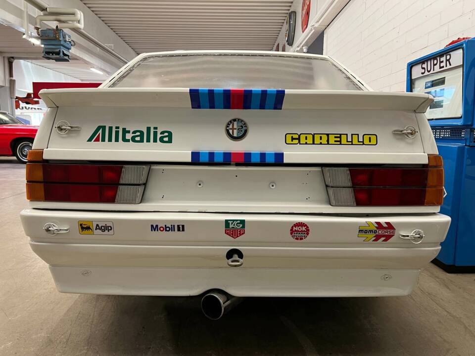 Bild 13/17 von Alfa Romeo 75 3.0 V6 America (1990)