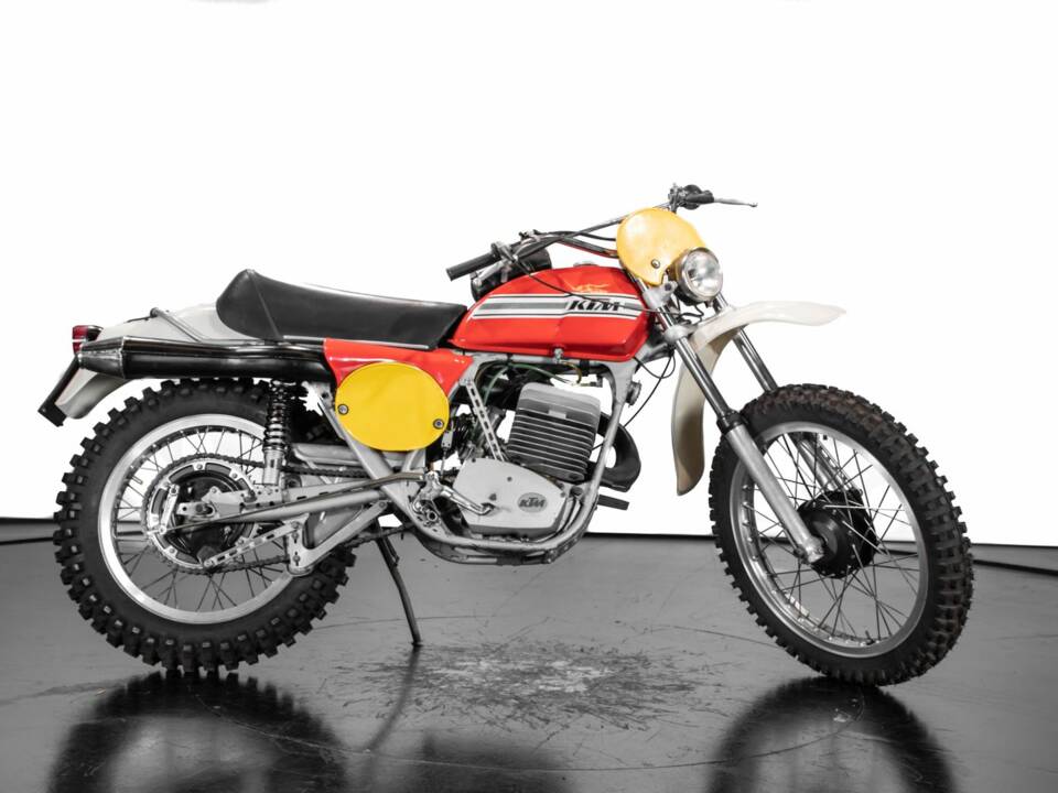 Image 1/8 of KTM 250 MC/GS (1975)