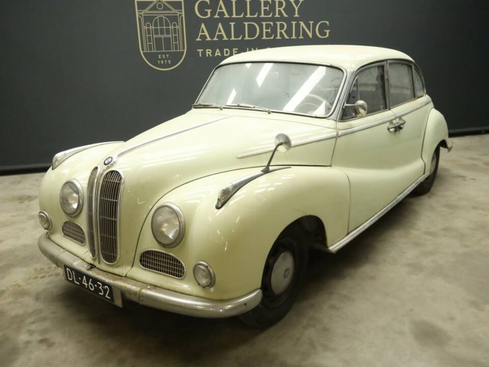 Afbeelding 22/50 van BMW 502 (1956)