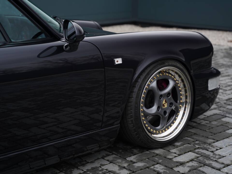 Bild 43/50 von Porsche 911 Carrera 4 (1990)