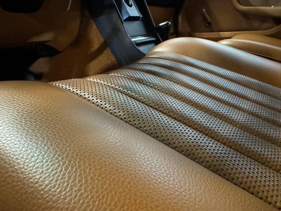 Bild 27/30 von Mercedes-Benz 280 S (1973)