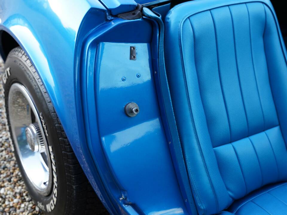 Image 8/50 of Chevrolet Corvette Stingray (1968)