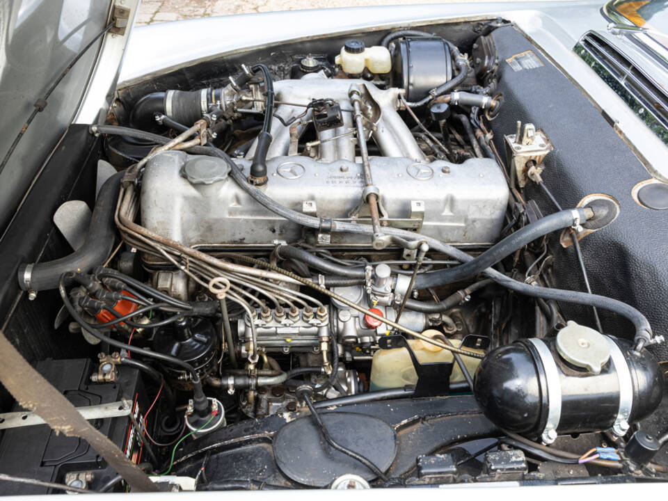 Bild 3/41 von Mercedes-Benz 250 SL (1967)