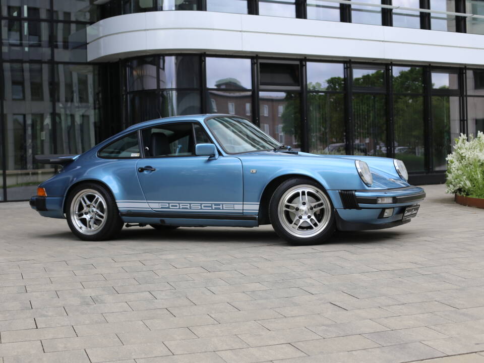 Bild 50/51 von Porsche 911 Carrera 3.2 (1984)