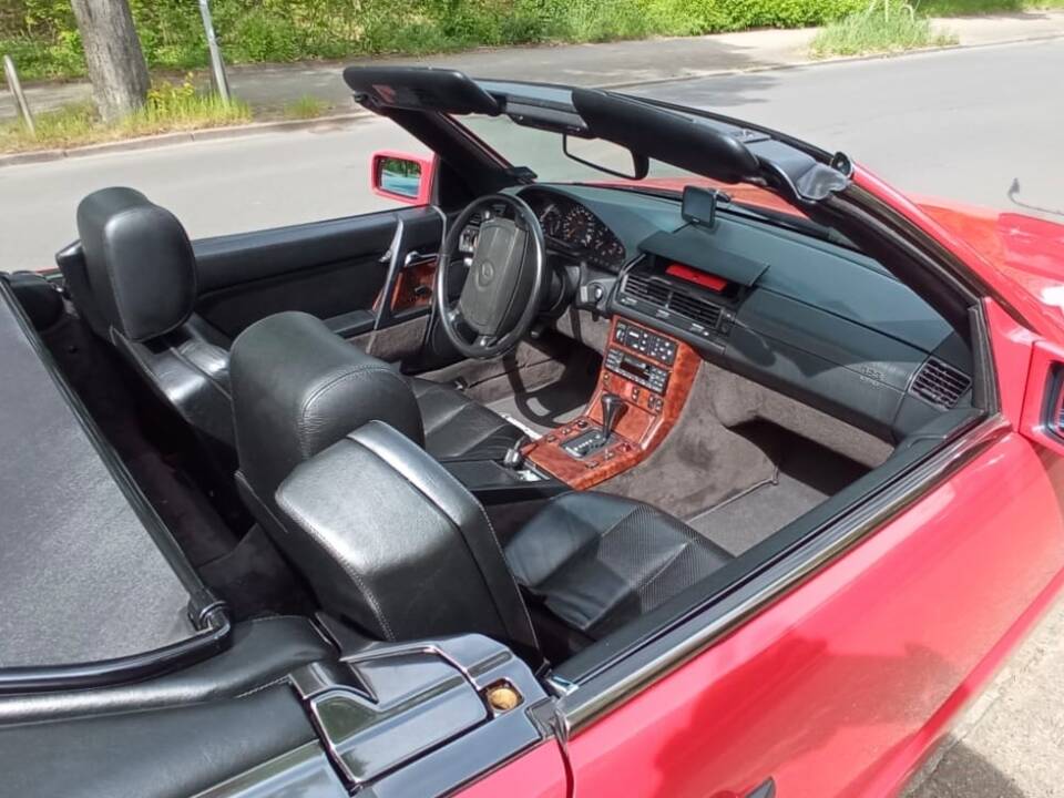 Image 4/5 de Mercedes-Benz 500 SL (1991)