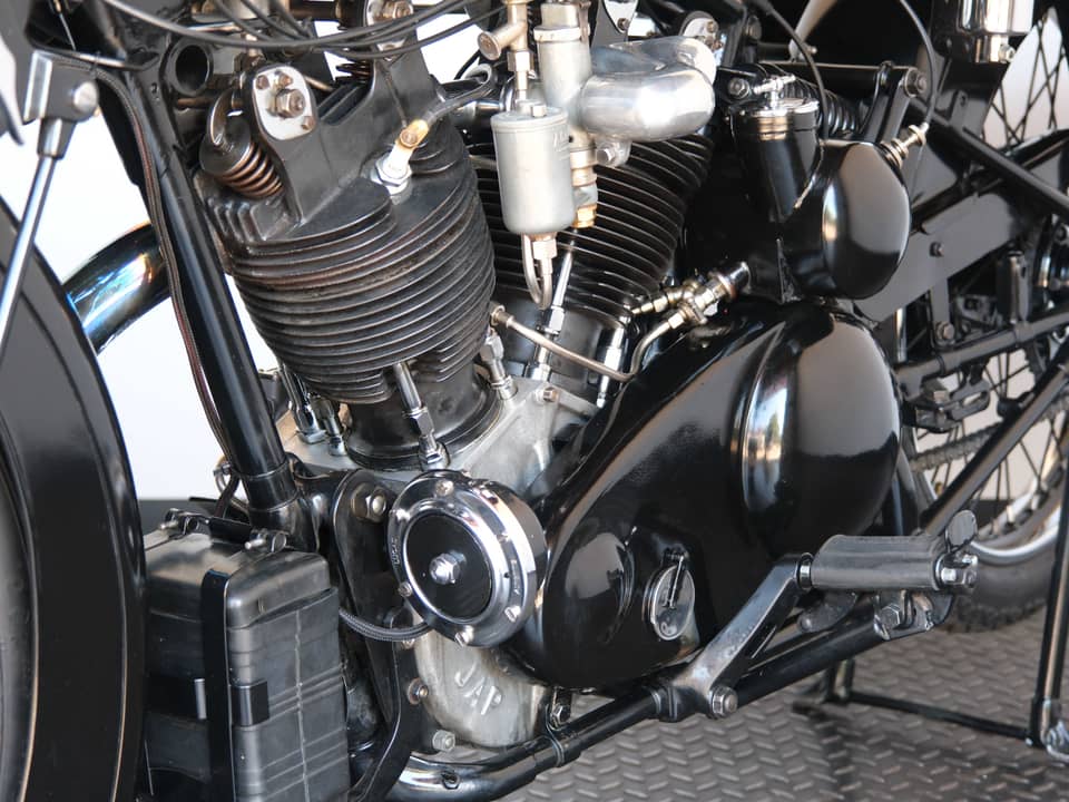 Image 57/99 of Brough-Superior SS 100 (1933)