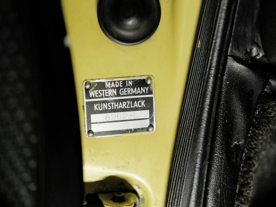 Bild 39/49 von Porsche 911 2.2 T (1971)