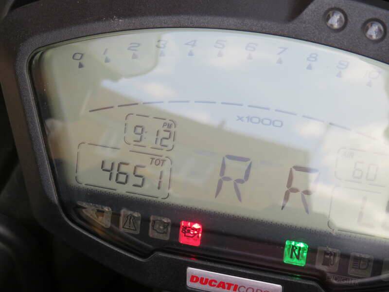 Bild 16/46 von Ducati 1098 R (2008)
