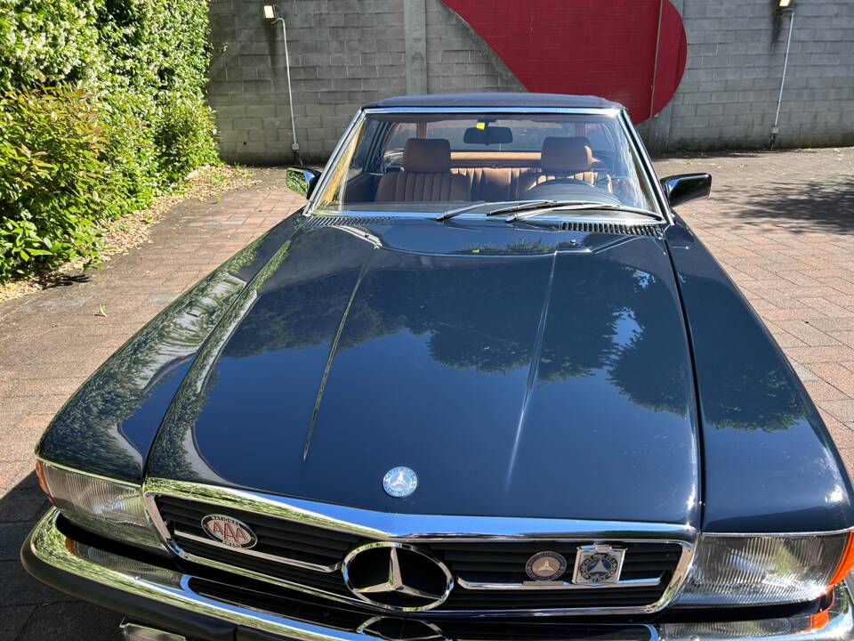Image 4/50 of Mercedes-Benz 380 SL (1983)