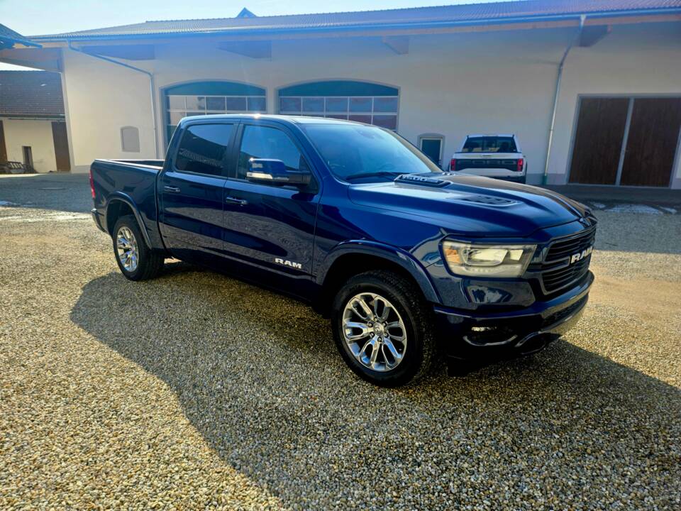 Image 3/69 of Dodge Ram 1500 (2022)