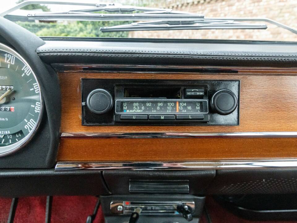 Imagen 47/50 de Alfa Romeo Giulia Nuova Super 1600 (1971)