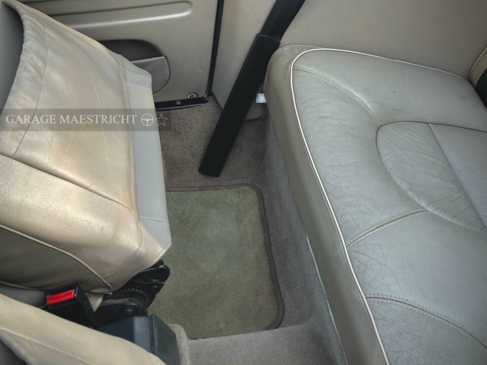 Image 64/100 of Saab 900 S (1993)