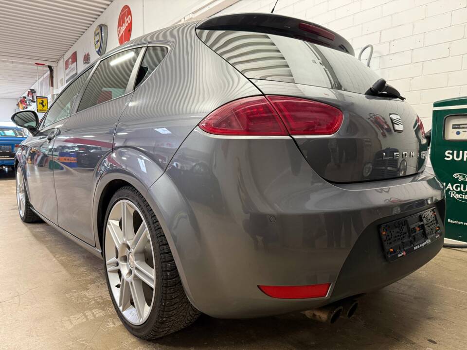 Bild 13/16 von SEAT Leon 1.8 TSI (2012)
