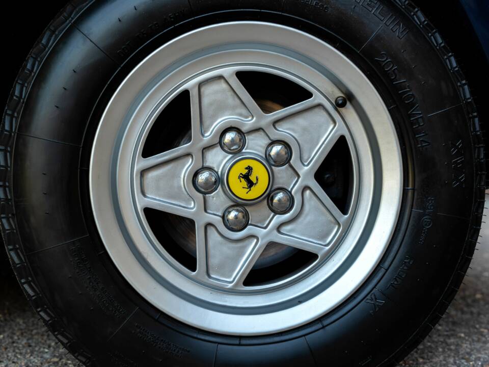 Image 6/50 of Ferrari Dino 308 GT4 (1977)