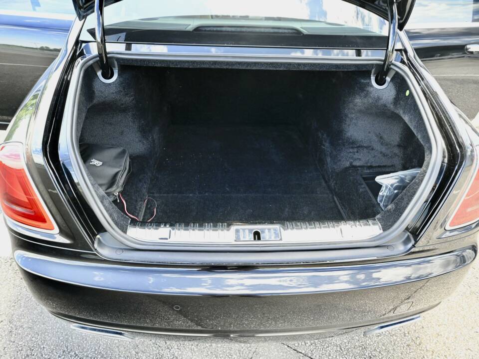 Immagine 43/50 di Rolls-Royce Ghost (2010)