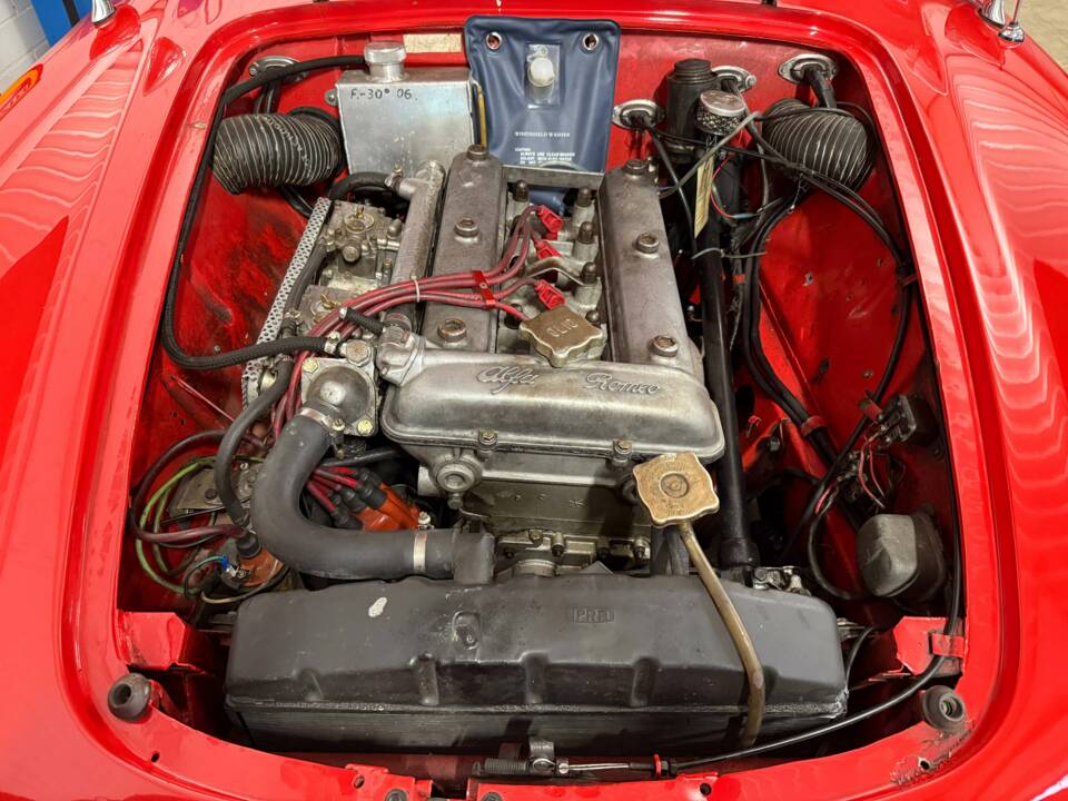 Afbeelding 13/21 van Alfa Romeo Giulia 1600 Spider (1963)