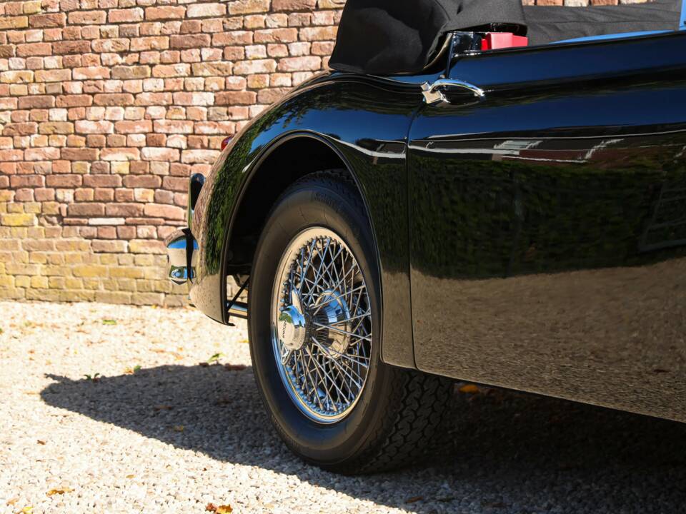 Image 33/50 of Jaguar XK 150 3.4 S DHC (1958)