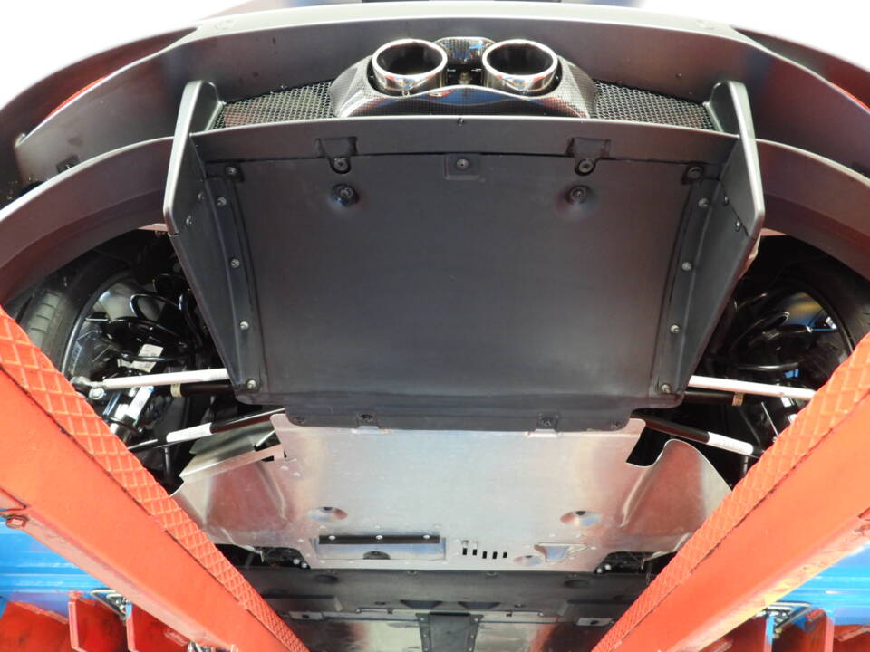 Bild 14/15 von Alfa Romeo 4C (2018)