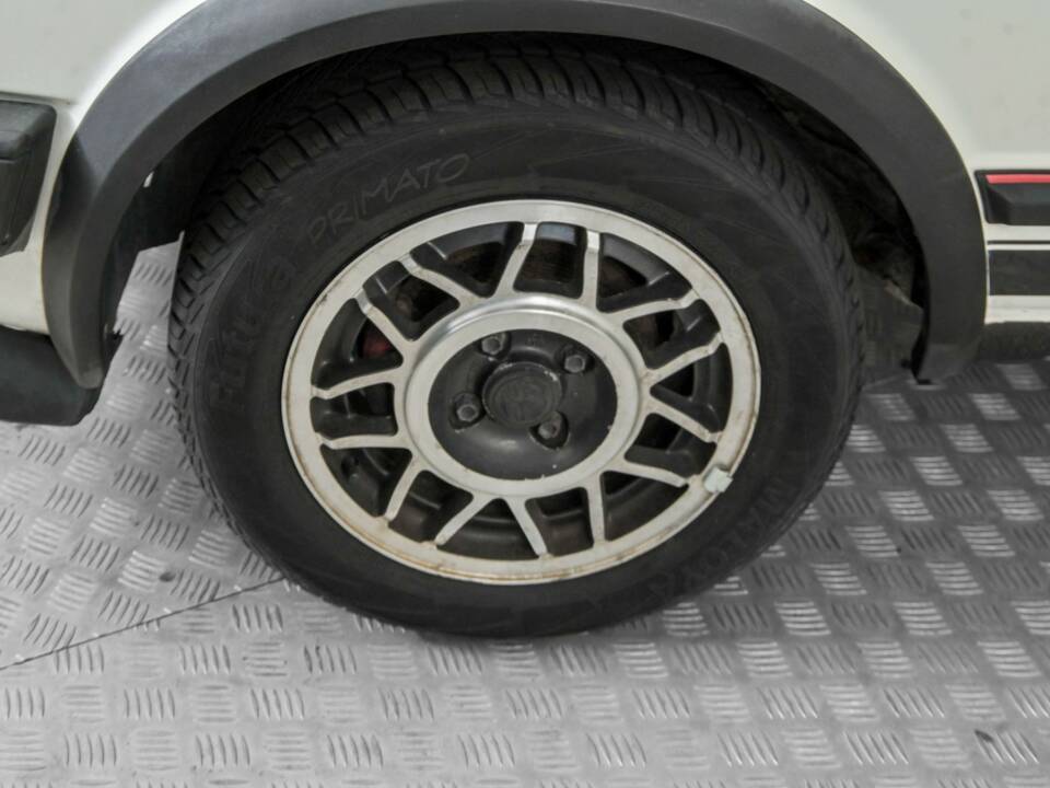 Immagine 23/46 di Volkswagen Jetta II 1.8 (1985)