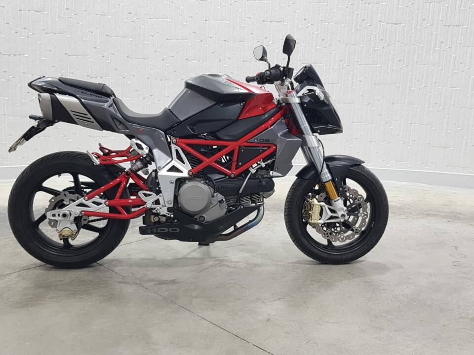 Bild 44/57 von Bimota DB6 Delirio (2009)