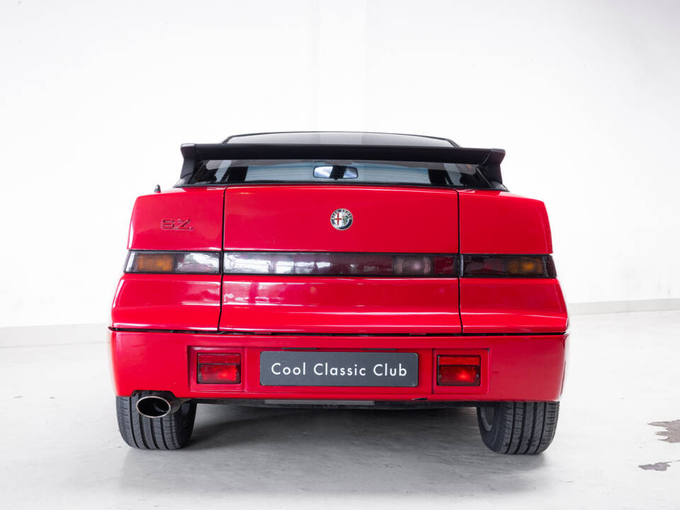 Image 6/32 de Alfa Romeo SZ (1994)