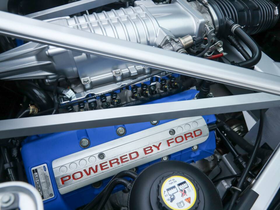 Bild 45/50 von Ford GT (2006)