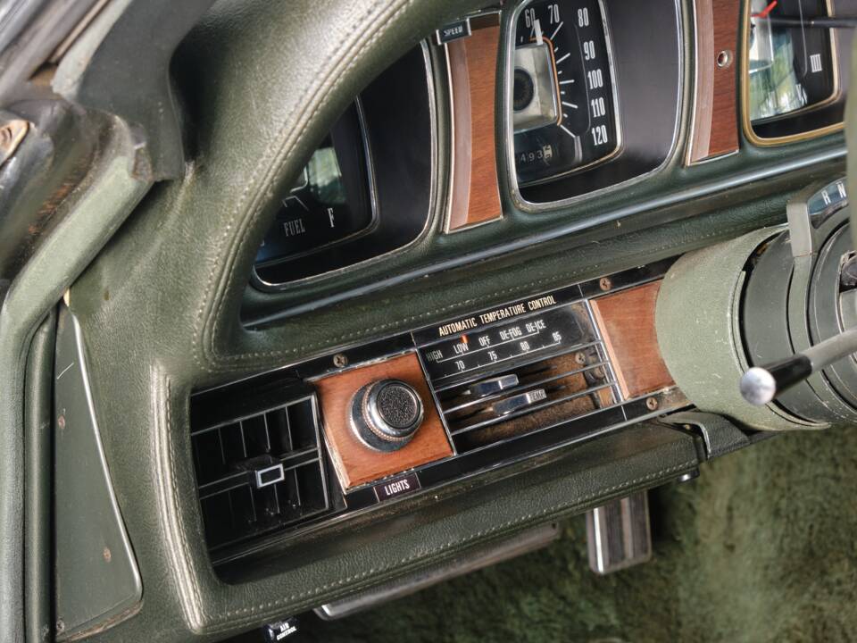 Image 47/50 of Lincoln Continental Mark III Hardtop Coupé (1970)