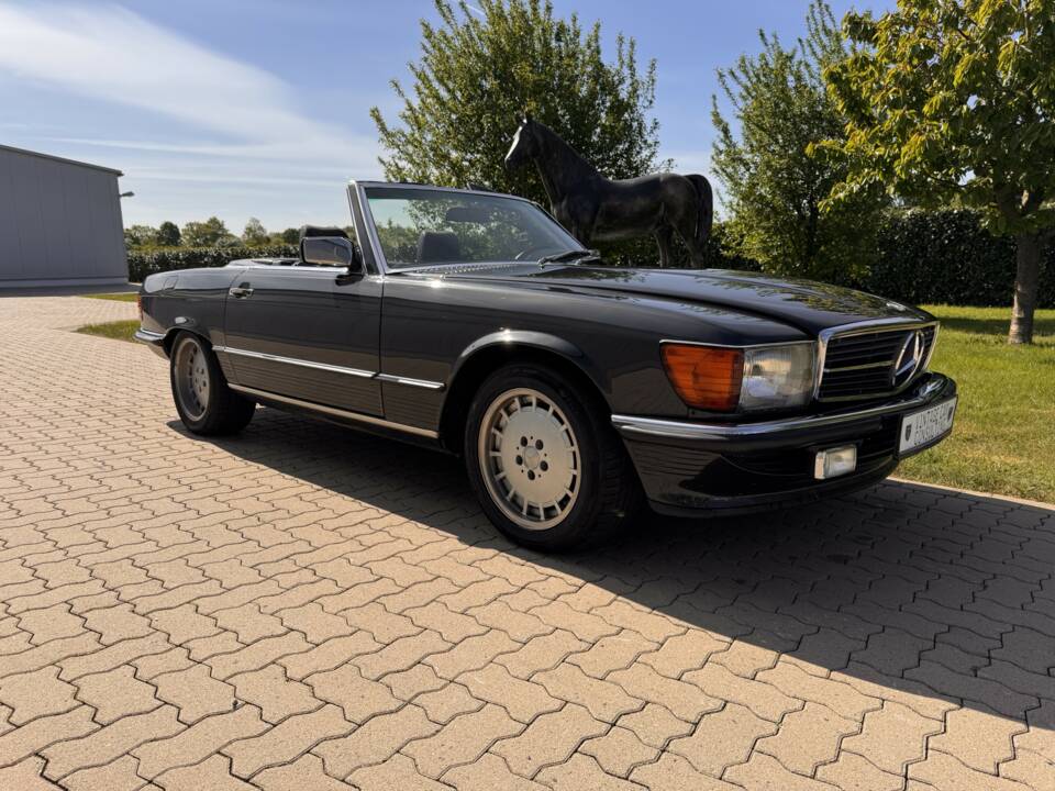 Imagen 5/93 de Mercedes-Benz 300 SL (1988)