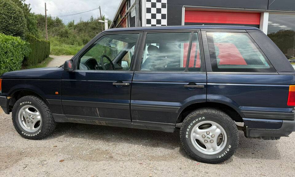 Image 4/8 of Land Rover Range Rover 2.5 DSE (1998)