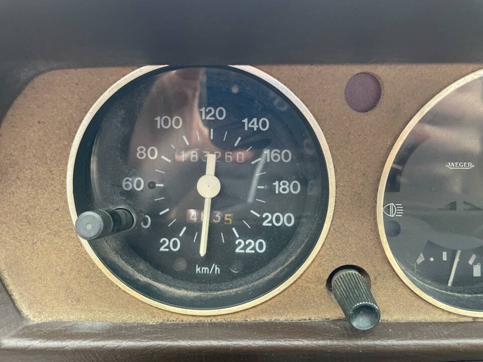 Imagen 8/15 de Peugeot 504 V6 Coupe (1980)