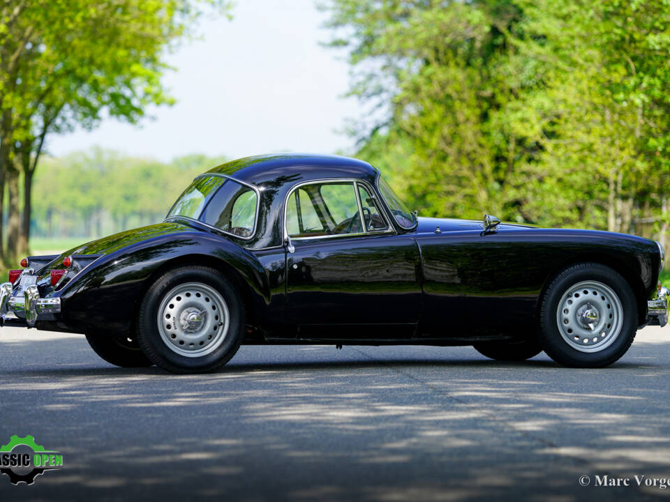 Image 26/50 de MG MGA Twin Cam (1958)