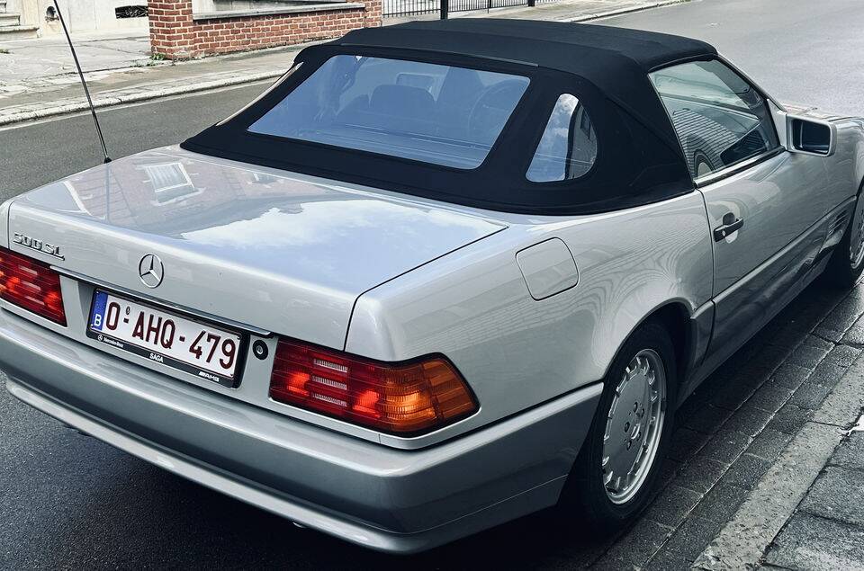 Image 7/8 de Mercedes-Benz 500 SL (1990)