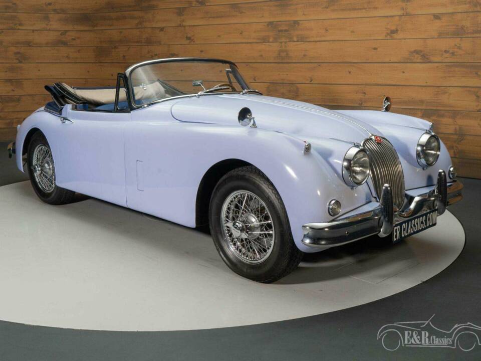 Image 4/19 de Jaguar XK 150 DHC (1960)