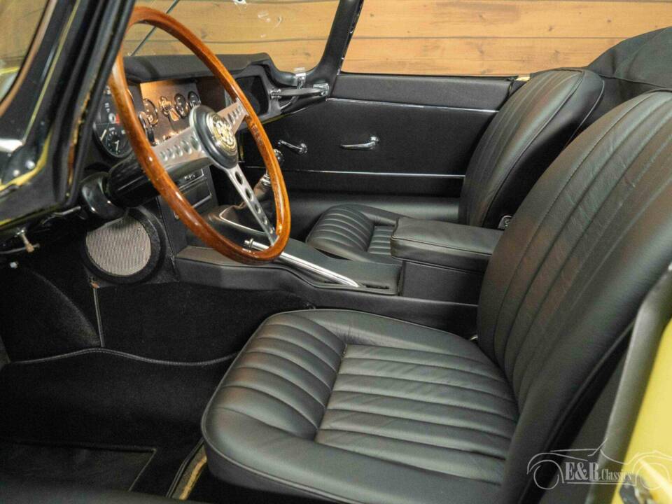 Imagen 9/19 de Jaguar E-Type 4.2 (1965)
