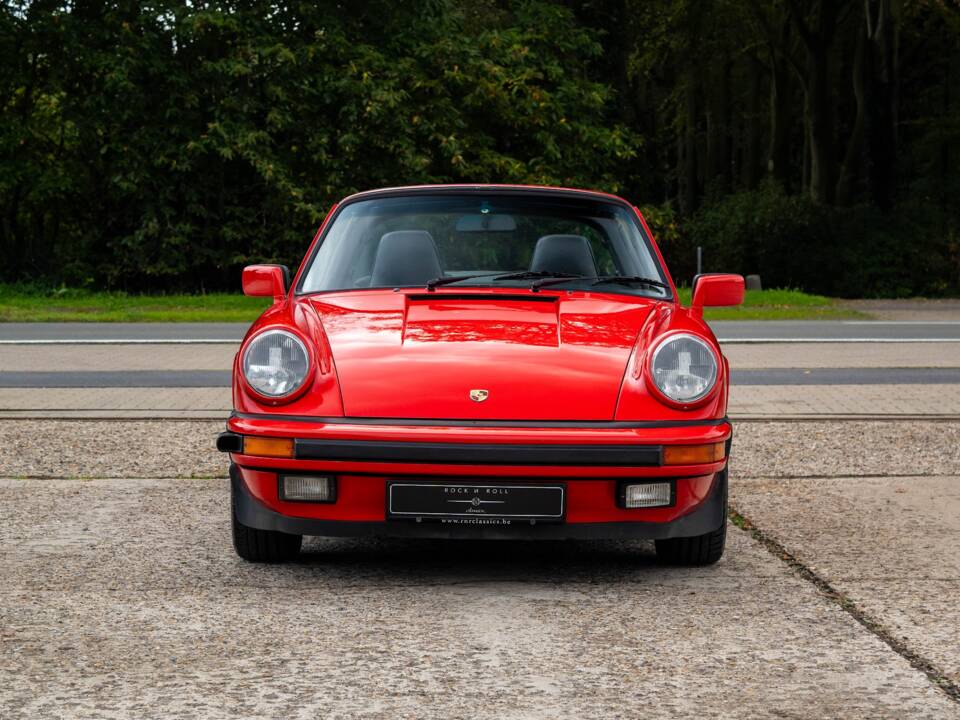 Bild 12/35 von Porsche 911 Carrera 3.2 (1987)
