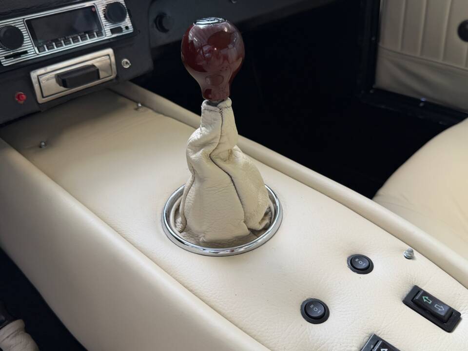 Image 68/79 de Maserati Indy 4200 (1970)