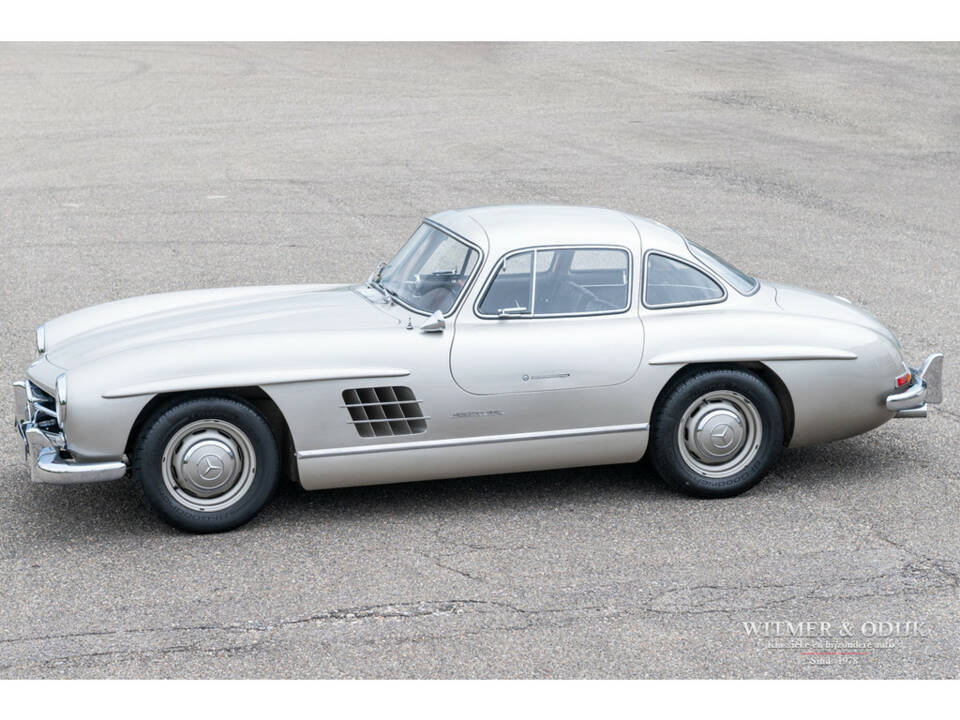 Immagine 1/45 di Mercedes-Benz 300 SL &quot;ali di gabbiano&quot; (1989)