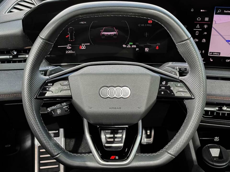 Image 4/15 of Audi Q6 e-tron quattro (2024)