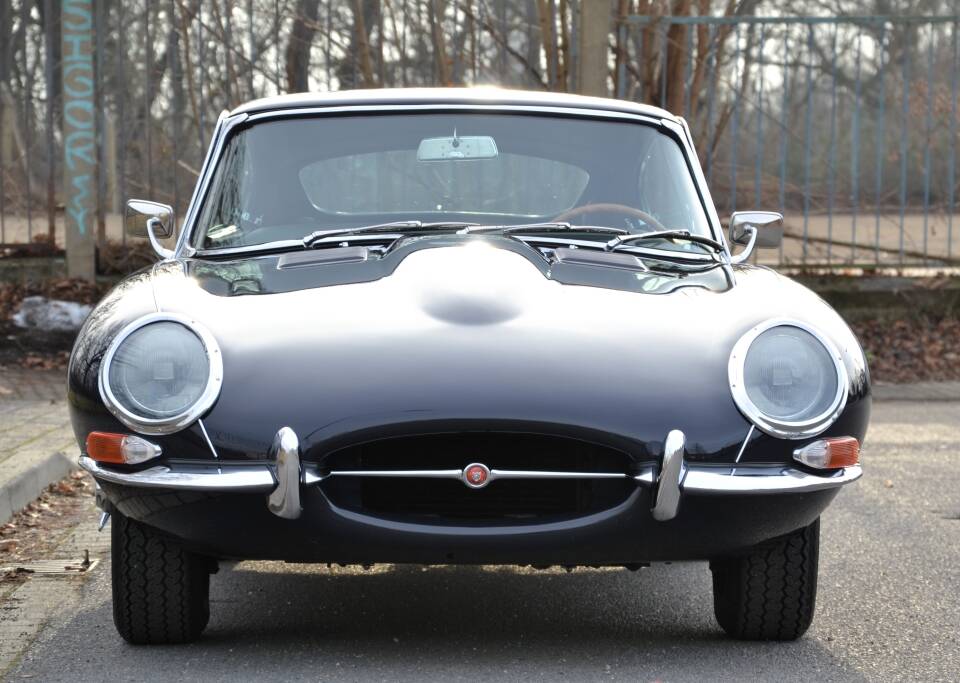 Afbeelding 14/32 van Jaguar E-Type 4.2 (1967)