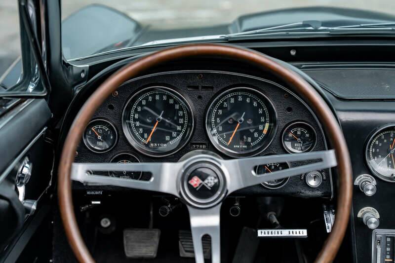 Image 43/50 of Chevrolet Corvette Sting Ray Convertible (1965)