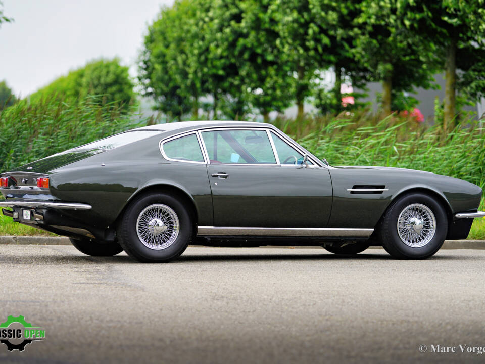 Image 25/50 of Aston Martin DBS (1970)