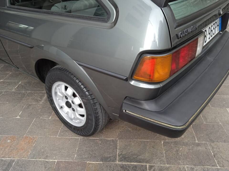Image 11/67 de Volkswagen Scirocco II GT (1984)