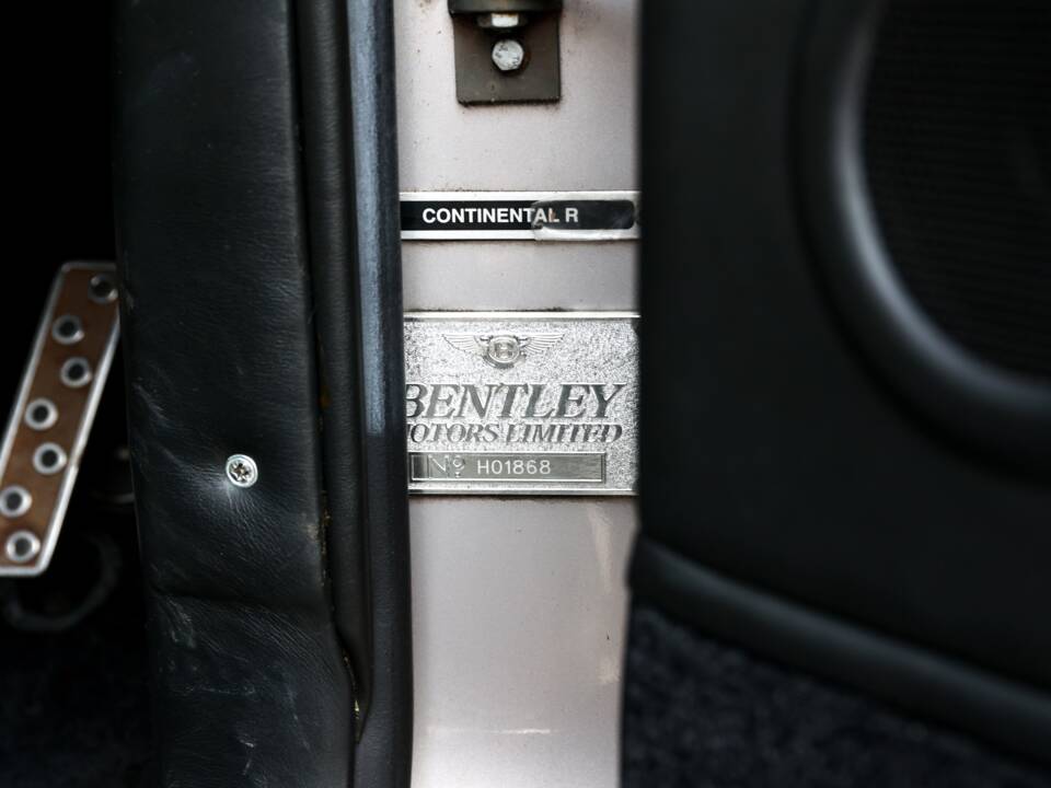 Image 40/49 de Bentley Continental R (2003)