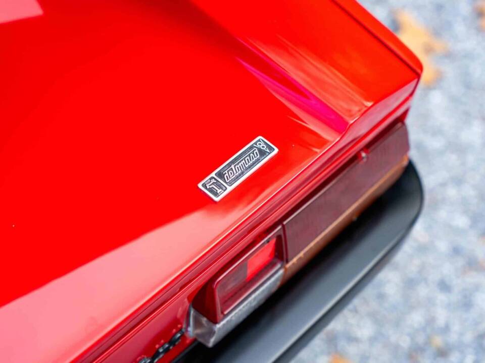 Image 42/61 of De Tomaso Pantera GT5 (1984)