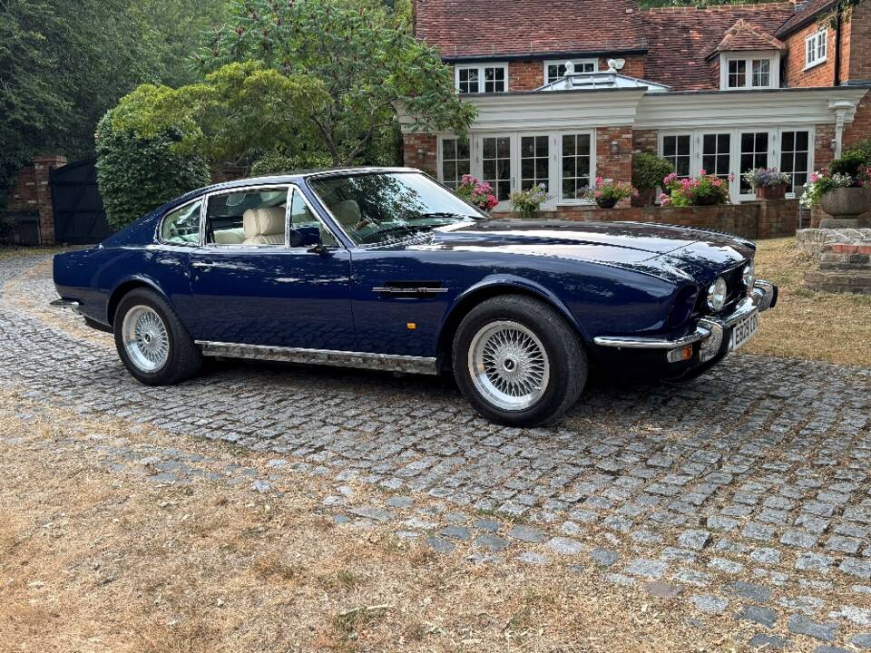 Bild 5/33 von Aston Martin V8 EFi (1986)