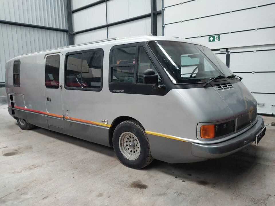 Immagine 3/8 di Vixen 21 TD (1986)