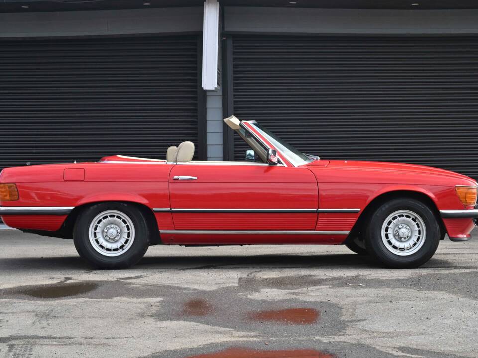 Image 2/50 of Mercedes-Benz 350 SL (1979)